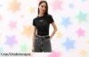 Camiseta de manga corta Tommy Jeans para mujer, redefine tu estilo con este diseño que resalta tu figura y a un precio que te hará sonreír, ¡no dejes pasar este chollo!