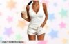 Camiseta sin mangas JFAN con botones y cuello en V: ¡el básico sexy que resalta tu figura está a un precio loco! No dejes escapar este ofertón irresistible.