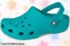 Descubre los Zuecos Crocs Classic Clog K para peques, perfectos para jugar sin parar y con un precio que te hará sonreír. ¡No dejes pasar esta locura!
