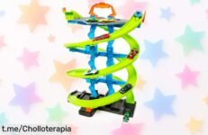Divertida pista de carreras circular Molto de 4 plantas con rampas y 8 coches: una oferta irresistible para que los peques se diviertan sin parar con un precio rebajado.