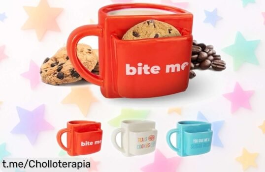 Divertida taza Fisura “Bite me” con bolsillo para galletas, el ofertón que hará de tu desayuno un momento único y sabroso que no puedes dejar escapar.