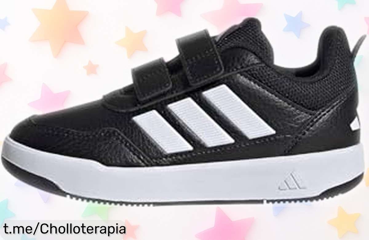 Divertidas zapatillas para peques adidas Tensaur Sport 3.0, ¡cierre de velcro y suela resistente! ¿A qué esperas? Este chollazo a precio loco se va volando, ¡asegúralas ya!