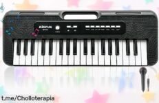Divertido teclado de piano infantil con micrófono para que los peques saquen su vena artística y se diviertan en familia a un precio ridículo que no querrás dejar escapar.