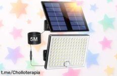Luz solar Giliwosy con sensor de movimiento para tu jardín, iluminación perfecta a precio loco que ilumina tus noches llenas de magia. ¡Hazte con ella ya!