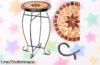 Magia en tu rincón: Taburete redondo KESSE con mesa de mosaico metálico, súper resistente y fácil de limpiar a un precio regalado que no querrás dejar pasar. ¡Hazlo tuyo ya!