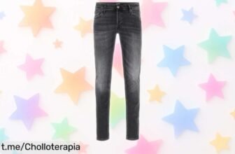 Renueva tu estilo con los jeans slim fit de JACK & JONES, una oportunidad única que no querrás dejar pasar. ¡Llévatelos antes de que se agoten!