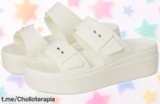 Sandalias Crocs Mujer Brooklyn Buckle Low Wedge a precio loco, tan ligeras que sentirás como si volaras mientras disfrutas de frescura y confort todo el día. ¡No te quedes sin las tuyas!