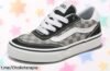 Zapatillas Vans Brooklyn LS con suela de gofre a un precio que está regalado, ¡no pierdas la oportunidad de llevarte el estilo y agarre que siempre quisiste!
