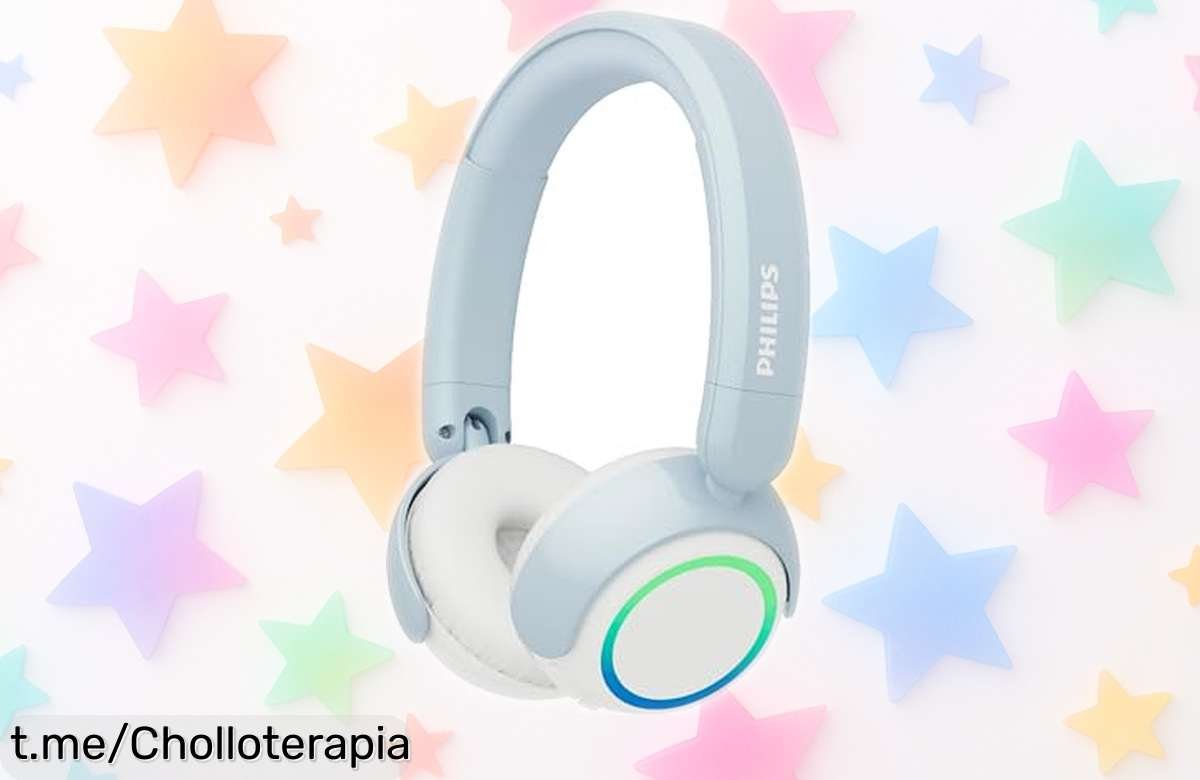 Auriculares infantiles Philips TAK4200BL de volumen limitado y hasta 45 horas de batería, ¡un chollo para que tus peques disfruten su música seguros y felices!