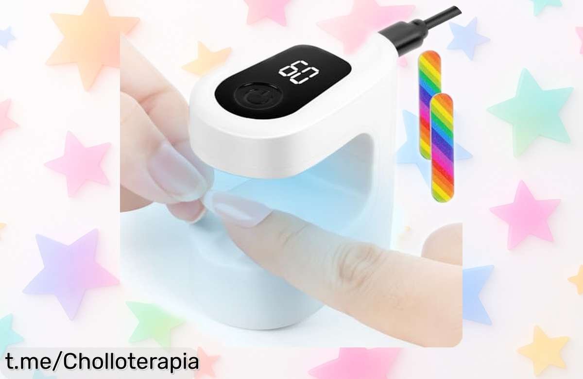 Lámpara UV LED Alaoo MiNi, ligera y con pantalla digital: un super chollo para lucir uñas perfectas en casa ¡Consigue la tuya antes de que desaparezca!