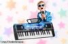 Piano teclado infantil de 37 teclas con micrófono y atril, ¡un super chollo para que tus peques descubran su talento musical en mini conciertos en casa!