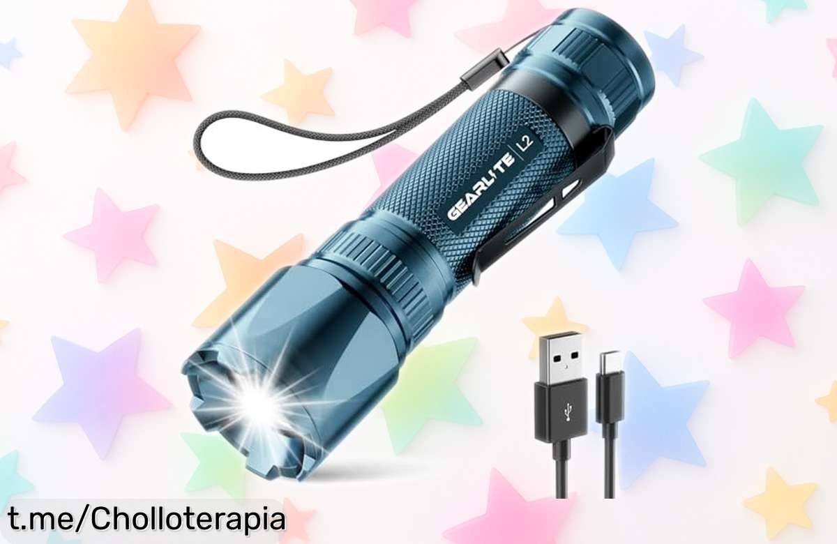 Potente linterna LED recargable GEARLITE de 3000 lúmenes, con zoom y hasta 6 horas de luz: ¡no te pierdas este descuentazo que iluminará tus mejores aventuras!