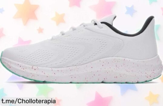 Zapatillas de running Under Armour ligeras y transpirables, ¡rebajadas a un precio de ganga para darle ese empujón a tus carreras! No te quedes sin las tuyas.