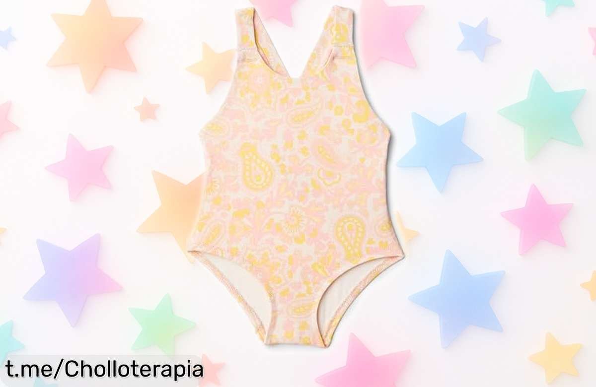 Bañador de una pieza para niñas Amazon Essentials x Sofia Grainge, ¡super chollo de verano con tirantes cruzados! Aprovecha este precio increíble y deja que disfruten del sol como nunca.