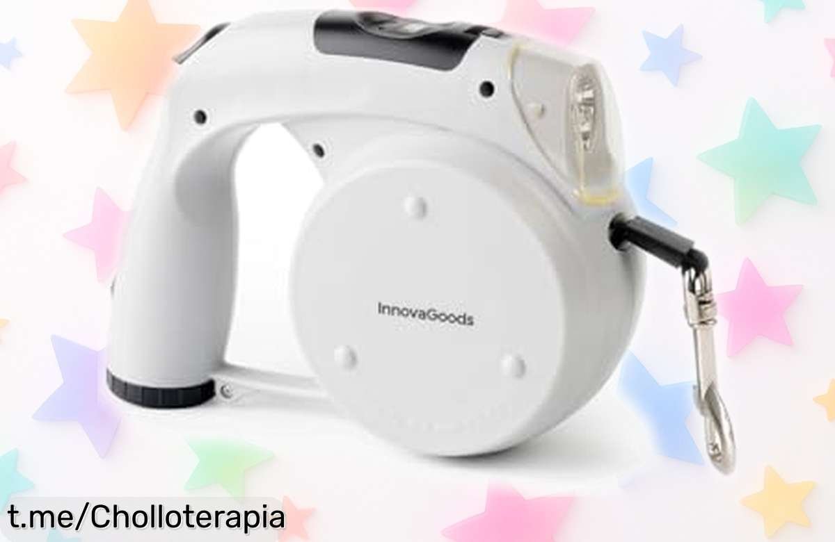 Correa extensible 6 en 1 InnovaGoods para perro con luz LED, reloj digital y más: ¡todo lo que necesitas para pasear a tu mascota ahora a un precio de chollazo irresistible!
