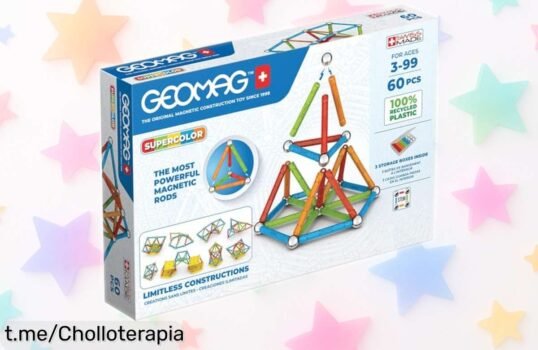 Diviértete creando en 3D con el juego de construcción magnético Geomag Color Panels Recycled, ahora a un precio increíble que hará volar la imaginación de tus peques.