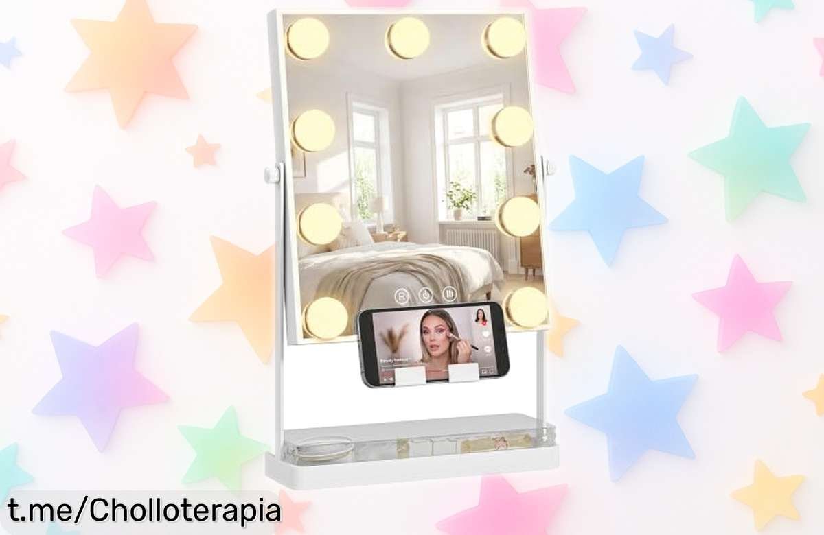 Espejo de maquillaje con luz Hollywood HOMCOM: ¡ilumínate como una pro y hazte el mejor look posible! No te pierdas este chollo de 360° que brilla cada día más.