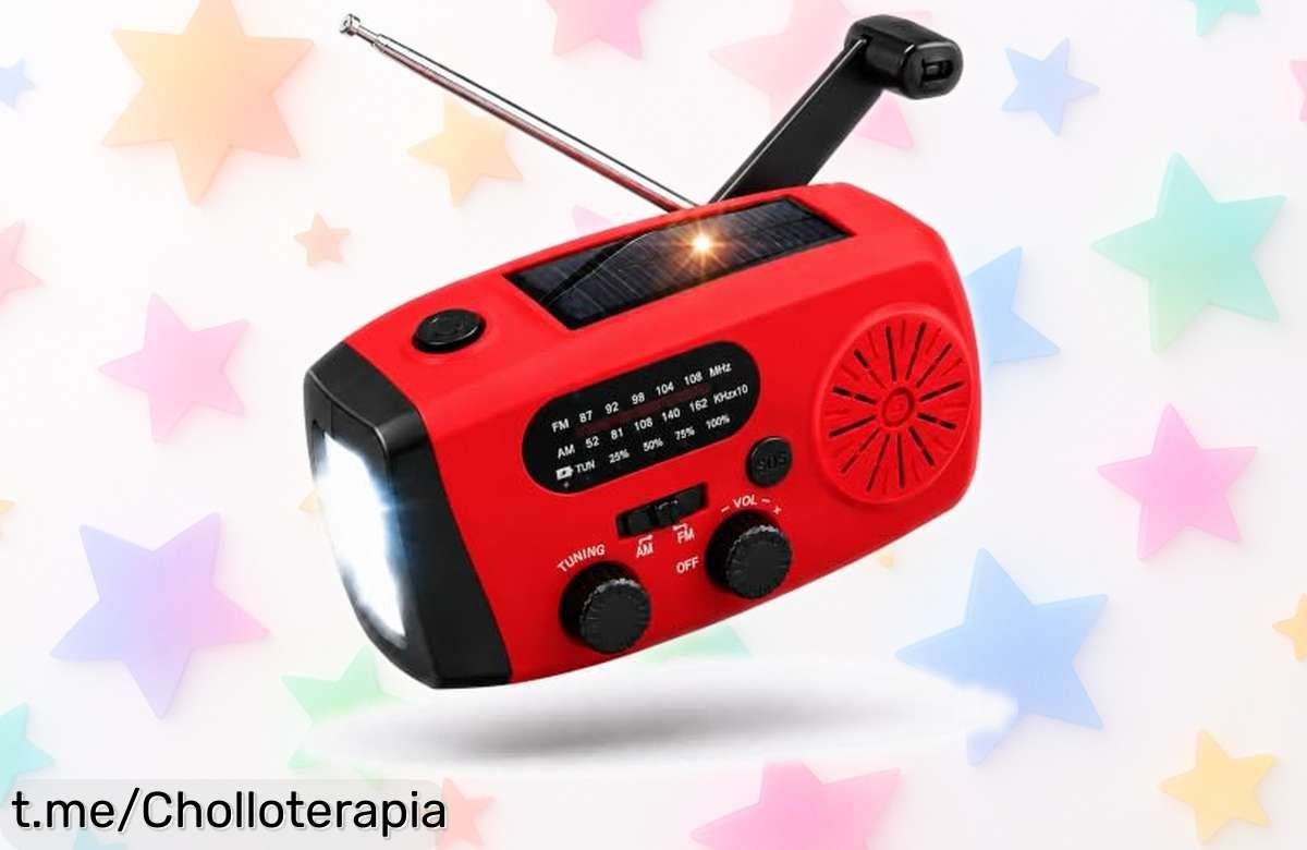 Increíble radio portátil recargable con manivela y carga solar para emergencias, ¡un ofertón que te mantendrá conectado en cualquier lugar! No dejes pasar esta oportunidad.