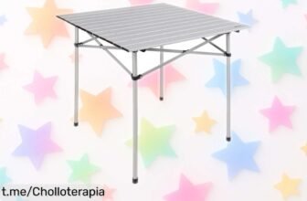 Mesa plegable ligera AKTIVE para camping, un ofertón con topes antideslizantes y bolsa portable. No dejes escapar esta oportunidad de disfrutar sin complicaciones en tus excursiones.