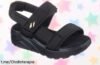 Sandalias Skechers con diseño en T y correa adaptable, el chollo que tus pies estaban esperando a un precio de ganga que no querrás dejar pasar. ¡Cómpralas ya!