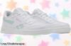 Zapatillas Reebok Court Advance que pesan nada y aguantan todo, ¡no puedes perderte este precio de escándalo! Da ese paso a la comodidad y estilo hoy mismo.