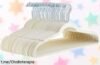 Pack de 50 perchas de terciopelo Amazon Basics, un ofertón para organizar tu armario y mantener la ropa en su sitio, ¡no dejes escapar esta oportunidad única!