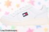 Zapas Tommy Jeans Court para mujer con estilo ochentero a precio de escándalo: no pierdas esta oportunidad que te hará brillar llena de buena vibra.