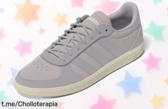Zapatillas Adidas Mujer BREAKNET con diseño clásico y suela de goma, ¡precios rebajados listas para tus aventuras! No te quedes sin las tuyas.