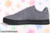 Zapatillas adidas Daily 4.0 con cierre seguro y puntera reforzada: un ofertón que no puedes dejar pasar, lucirás increíble en cada paso. ¡Compra ya antes de que se acaben!